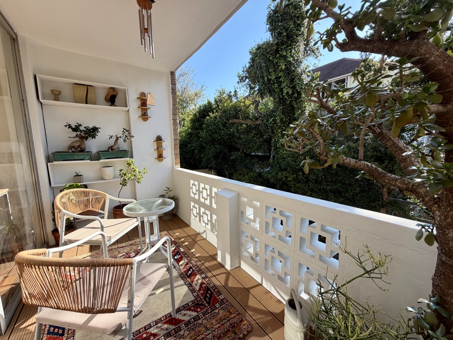To Let 2 Bedroom Property for Rent in Oranjezicht Western Cape